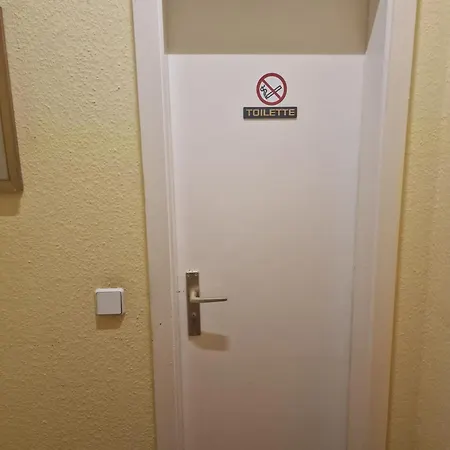 Am Stuttgarter Eck מלון 2*