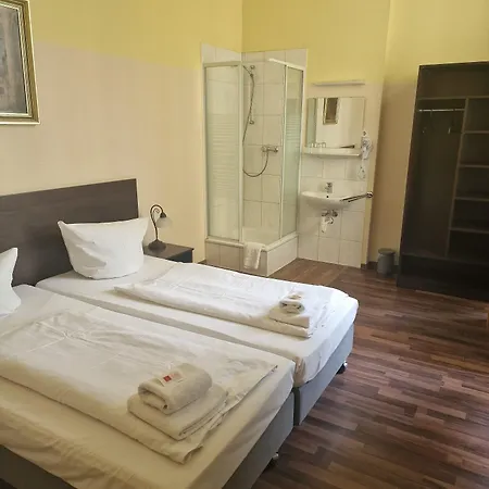 Am Stuttgarter Eck 2* ברלין