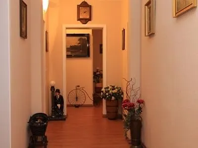 Am Stuttgarter Eck Hotel Berlín