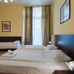 Am Stuttgarter Eck 2*