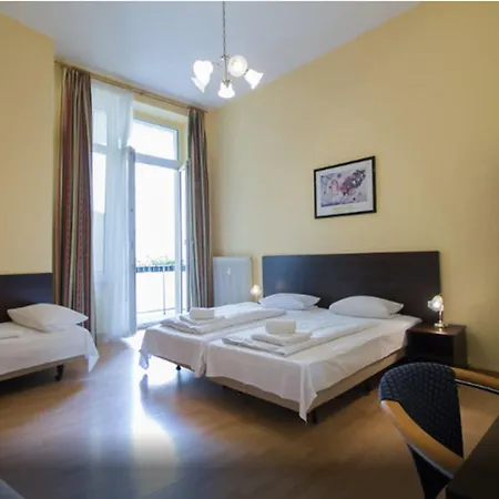 Am Stuttgarter Eck Hotel 2*